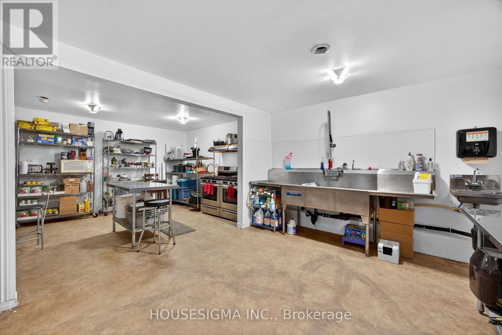 1617 42 COUNTY ROAD Image 24