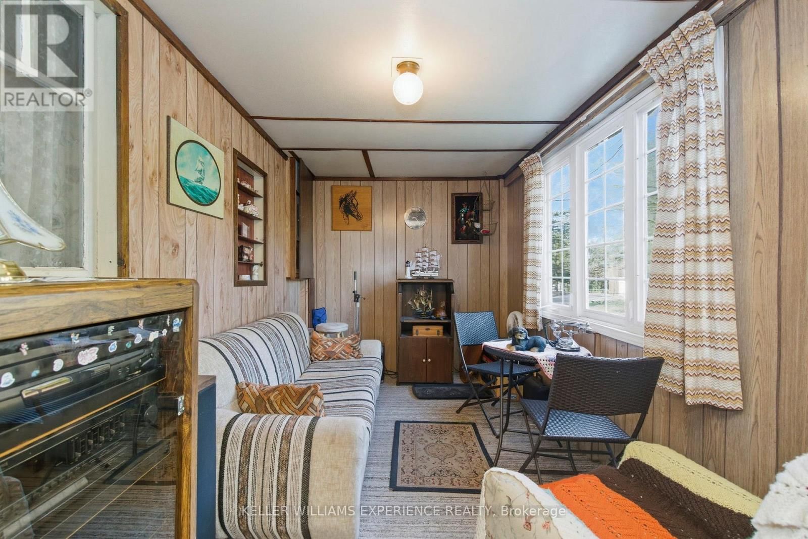 2007 TINY BEACHES ROAD SOUTH Image 2