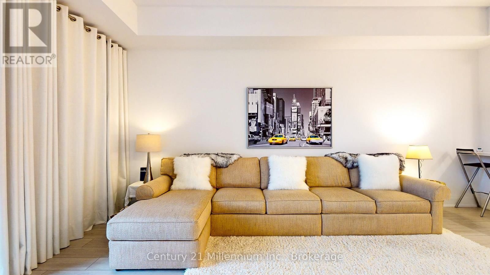 410 - 1 HUME STREET Image 16