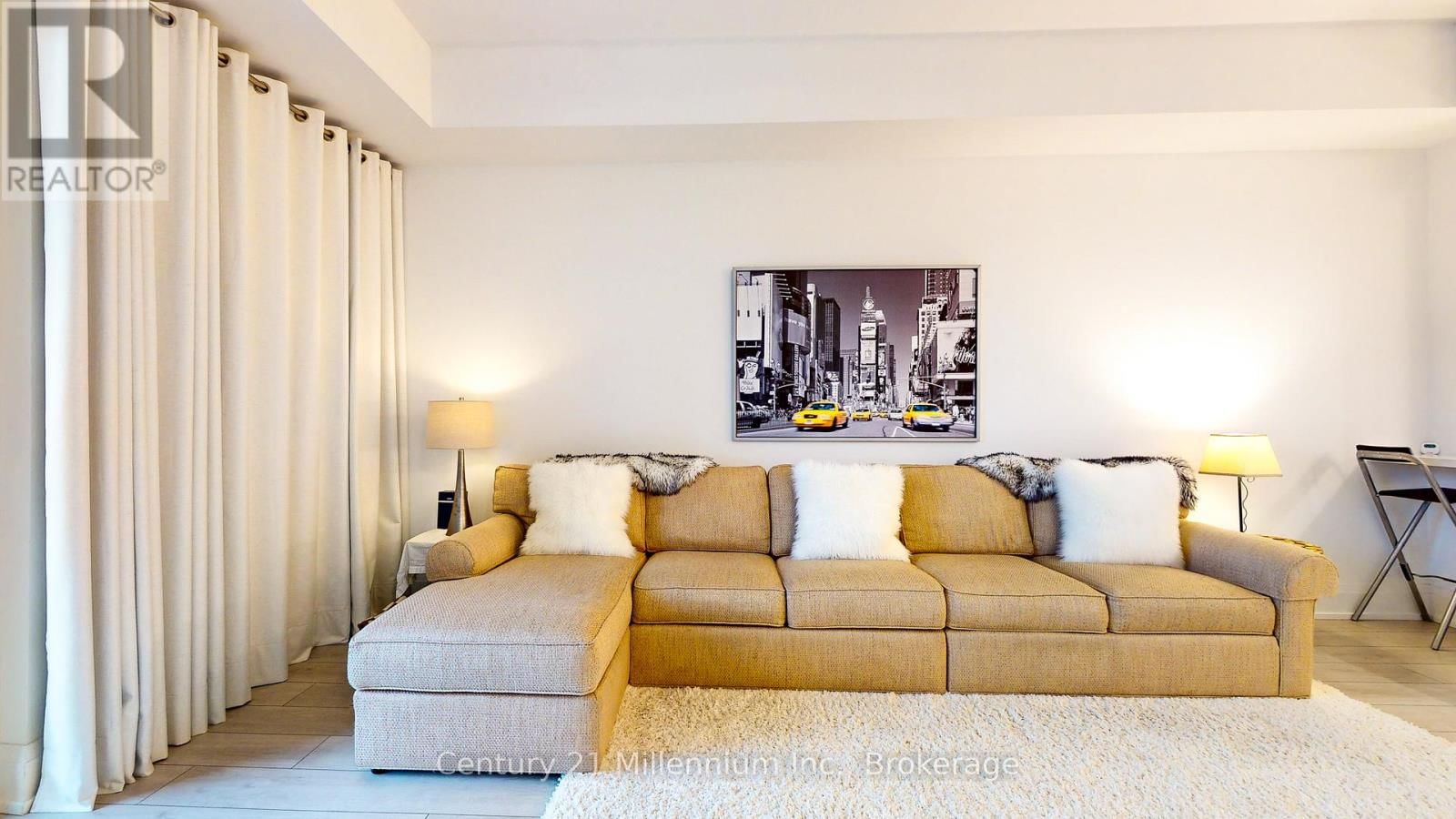 410 - 1 HUME STREET Image 18