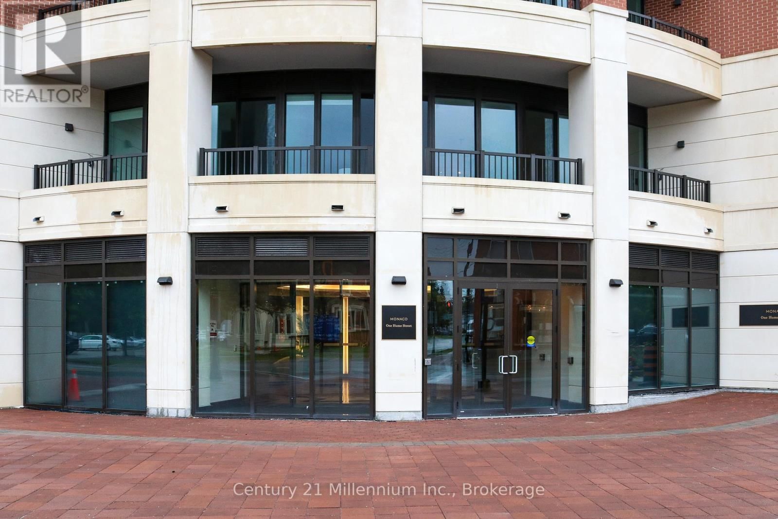 410 - 1 HUME STREET Image 3