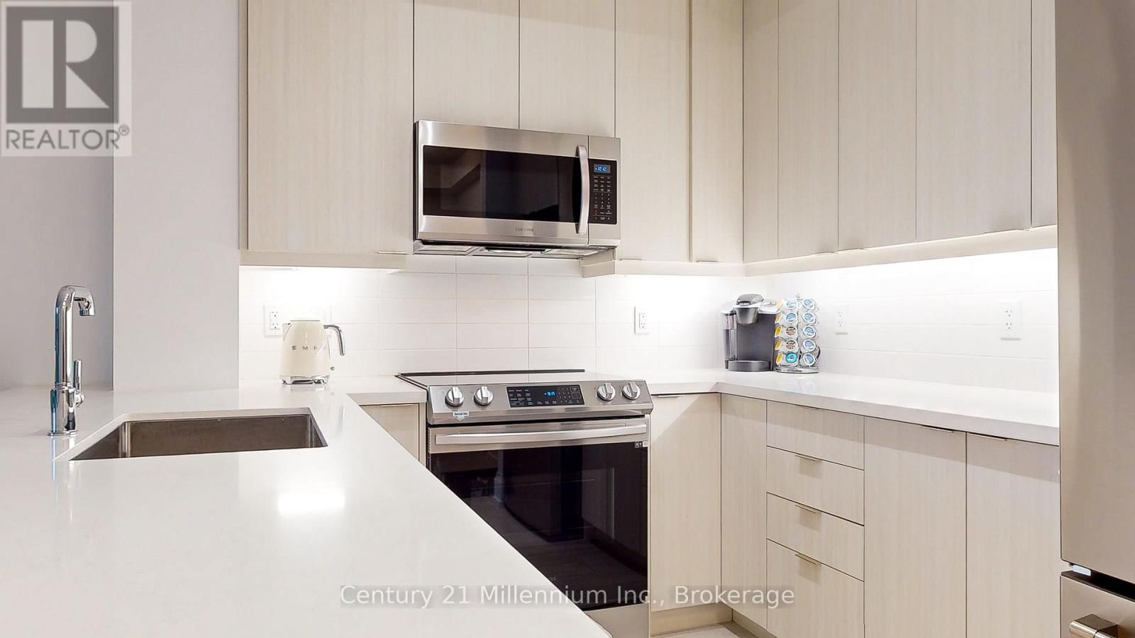 410 - 1 HUME STREET Image 31