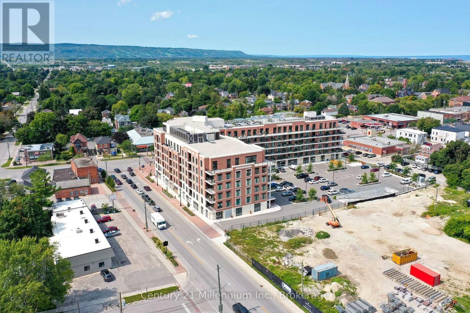 410 - 1 HUME STREET Image 4