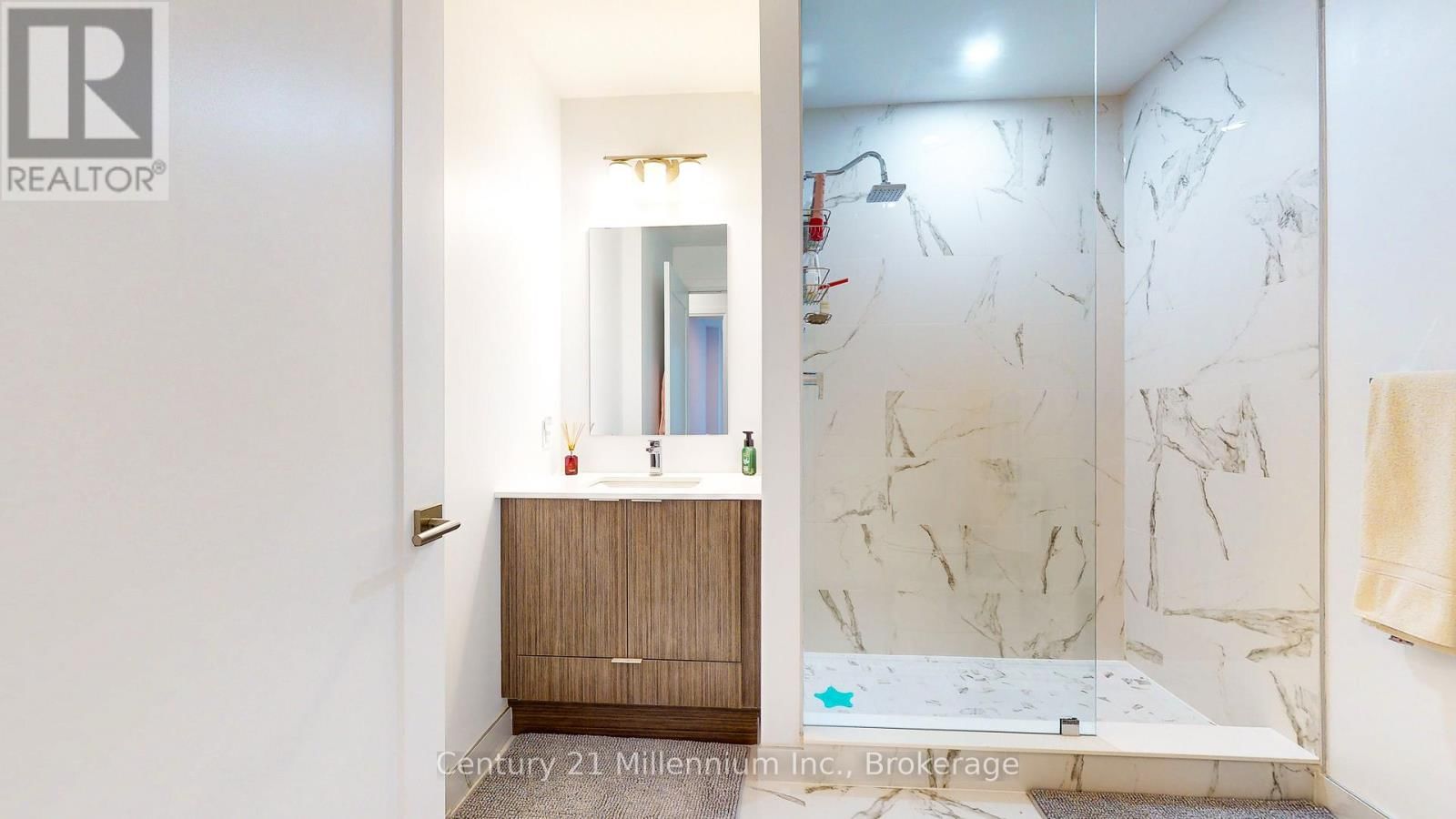 410 - 1 HUME STREET Image 40