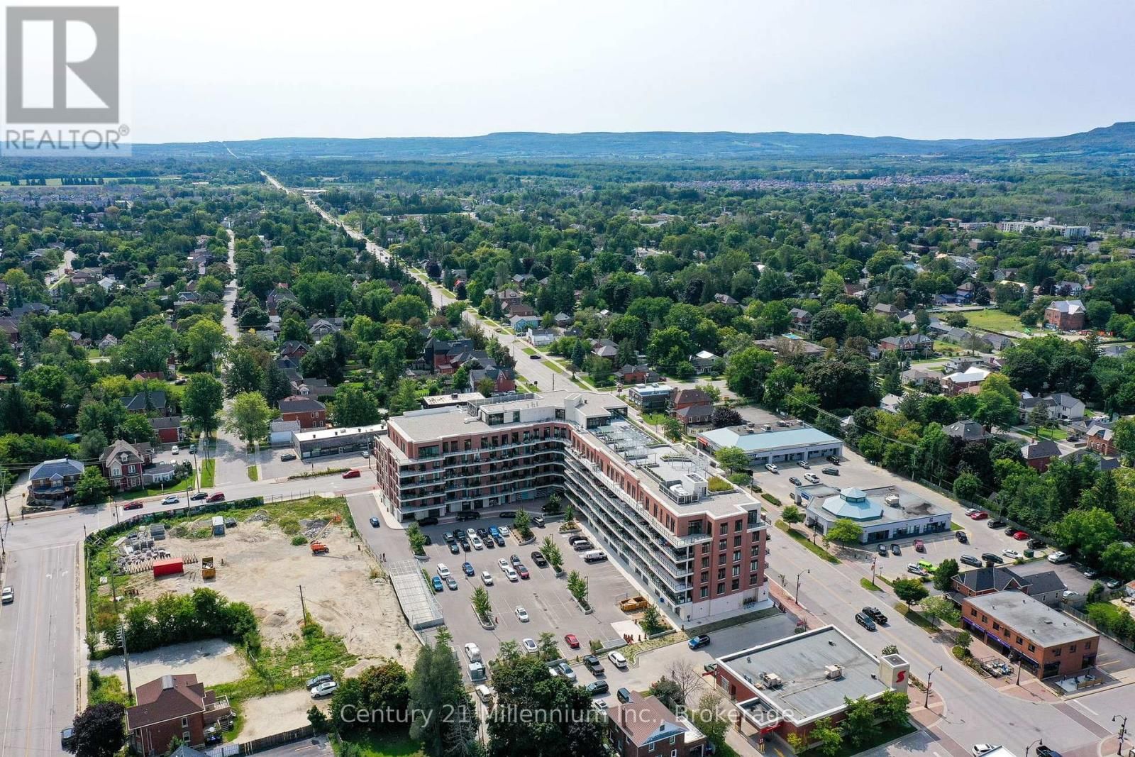 410 - 1 HUME STREET Image 5