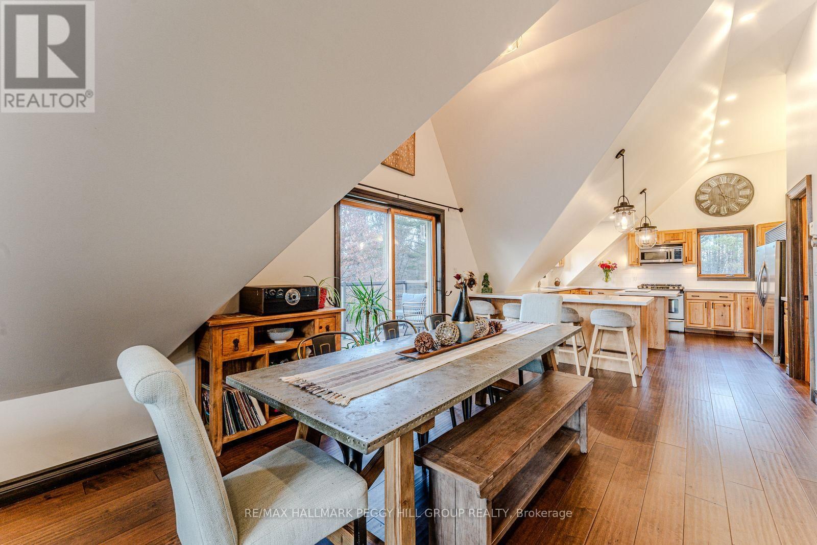 2504 FAIRGROUNDS ROAD Image 10