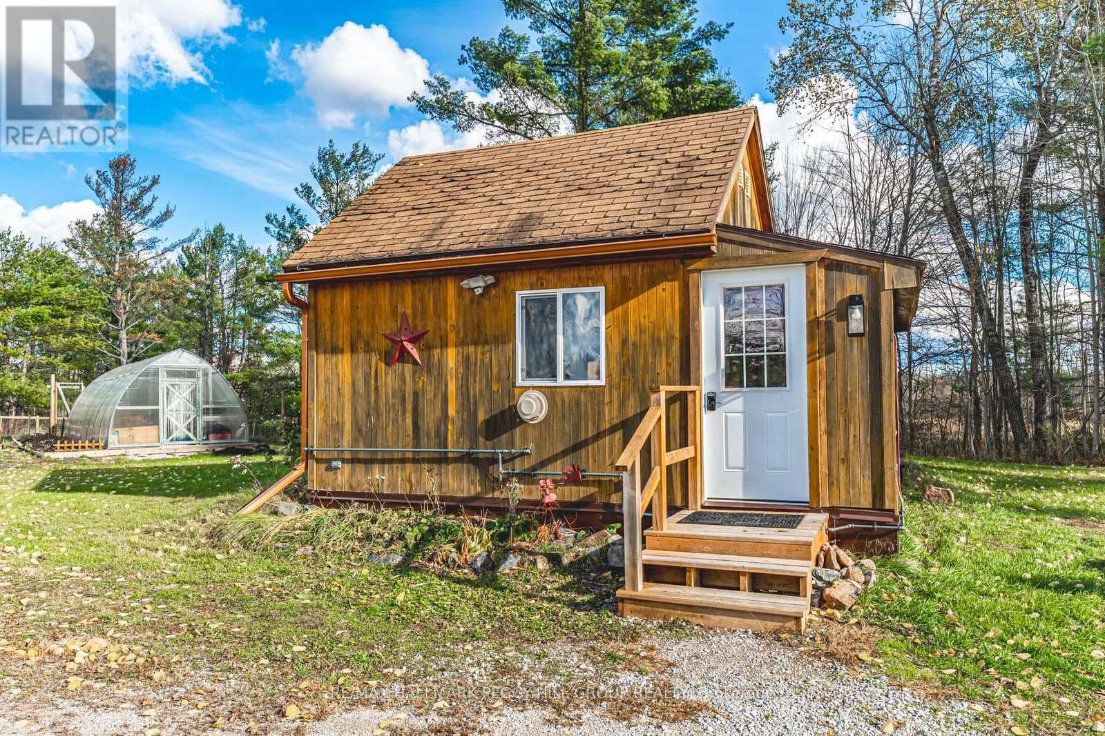 2504 FAIRGROUNDS ROAD Image 28