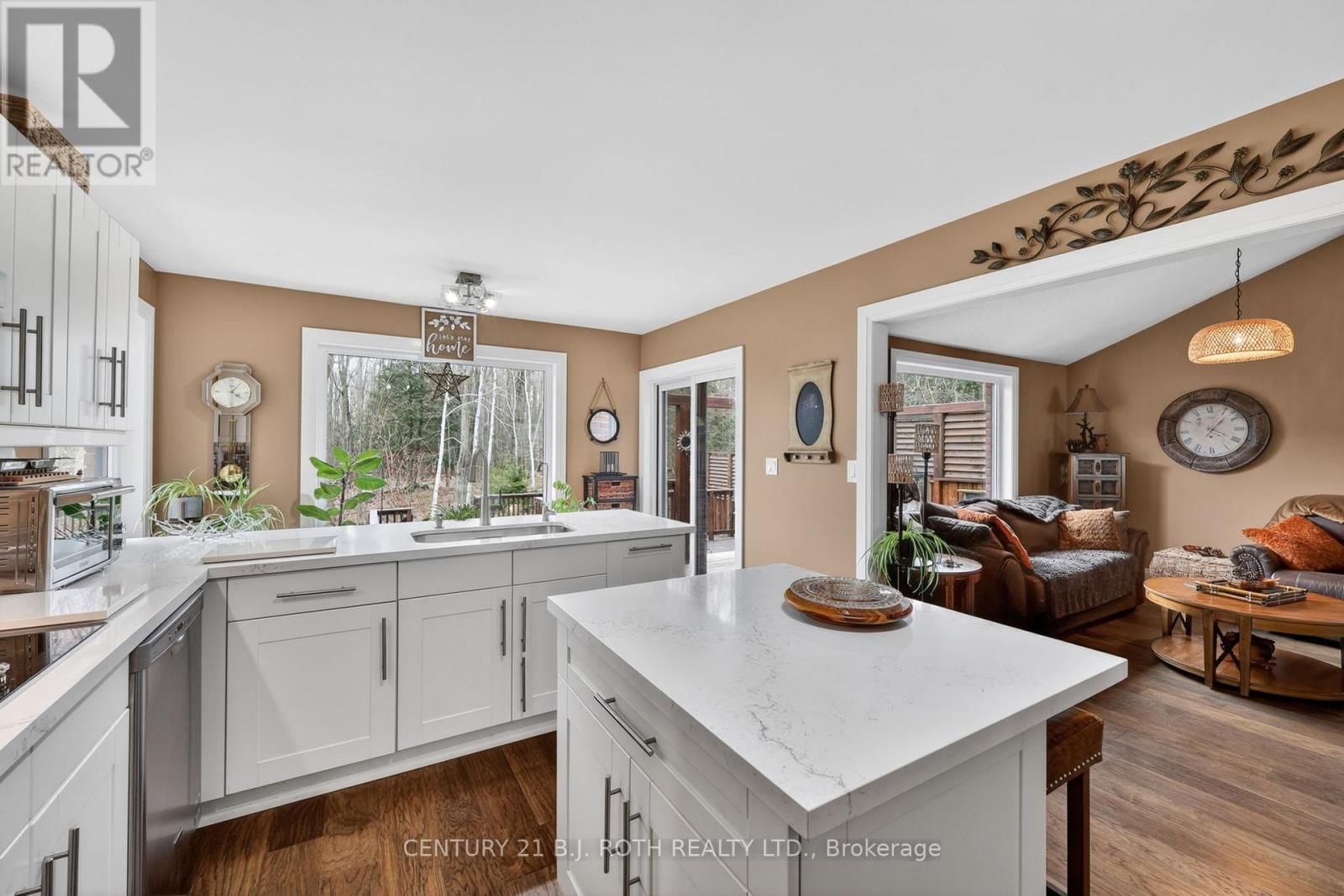 4737 12 LINE NORTH Image 30