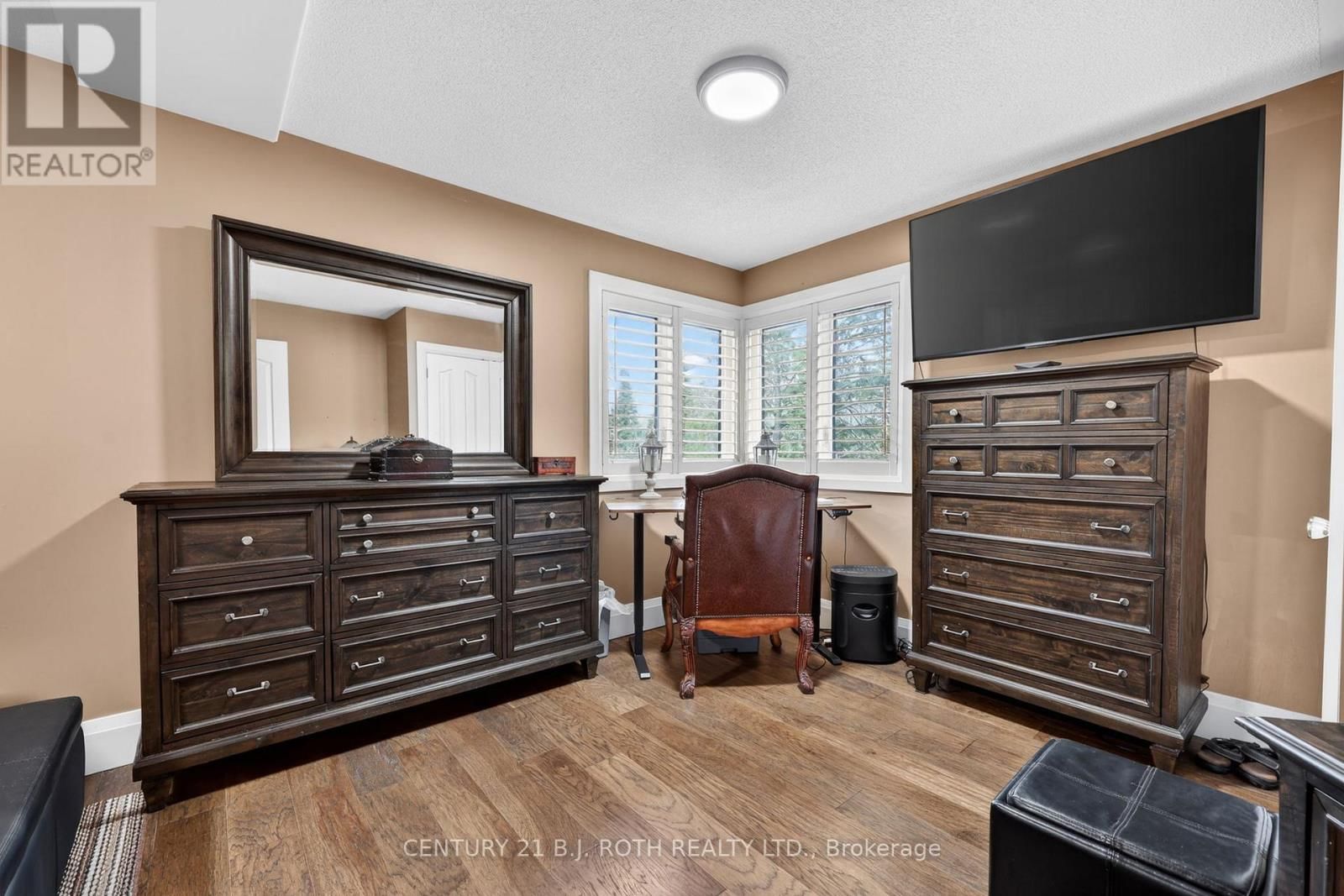 4737 12 LINE NORTH Image 36