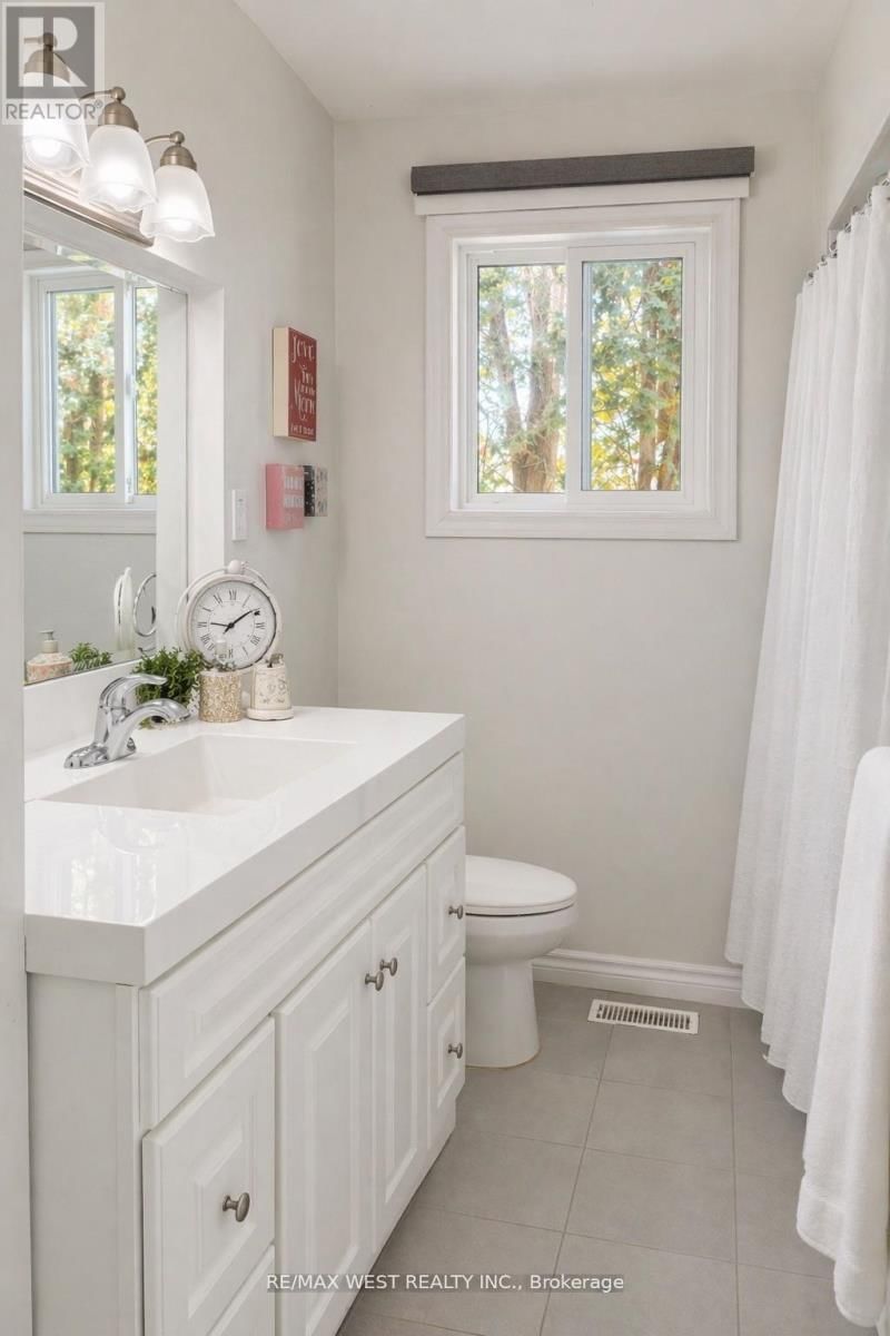 2231 NORTH ORR LAKE ROAD Image 29