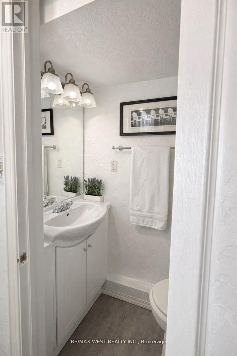 2231 NORTH ORR LAKE ROAD Image 36