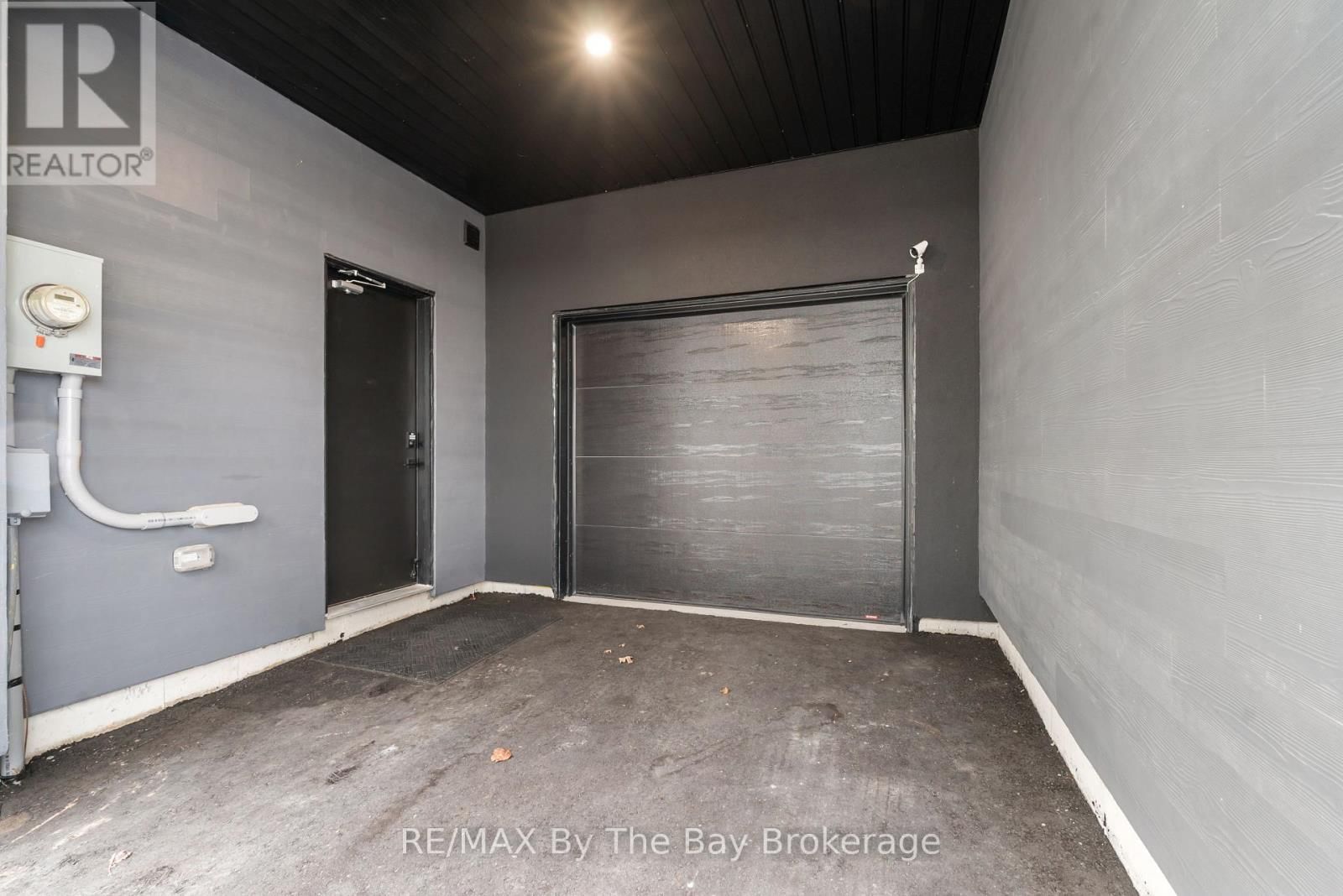 8 BRU LOR LANE Image 37