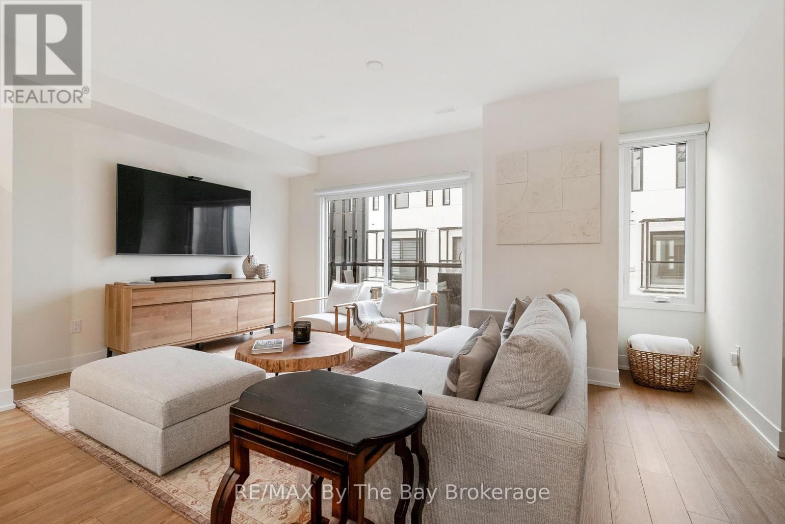 8 BRU LOR LANE Image 7