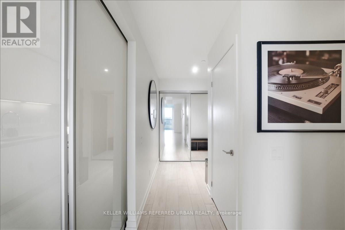 812 - 39 MARY STREET Image 4