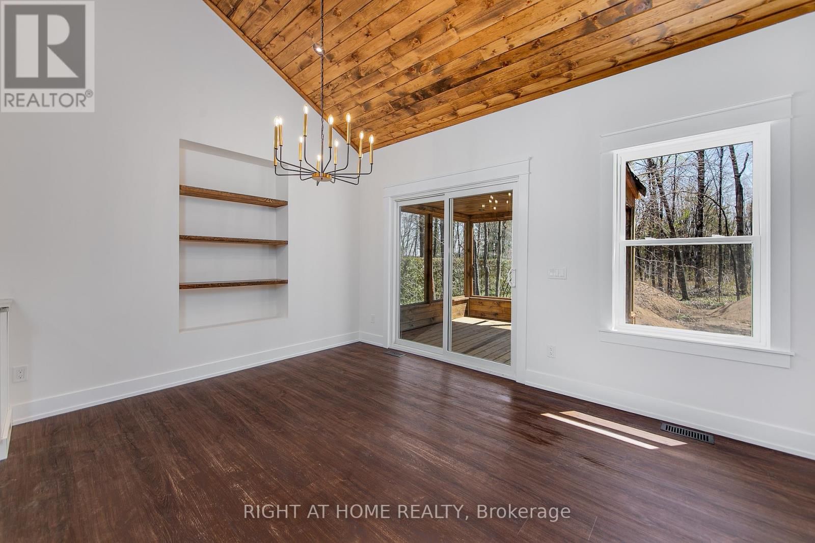 26 MCLEISH DRIVE Image 12