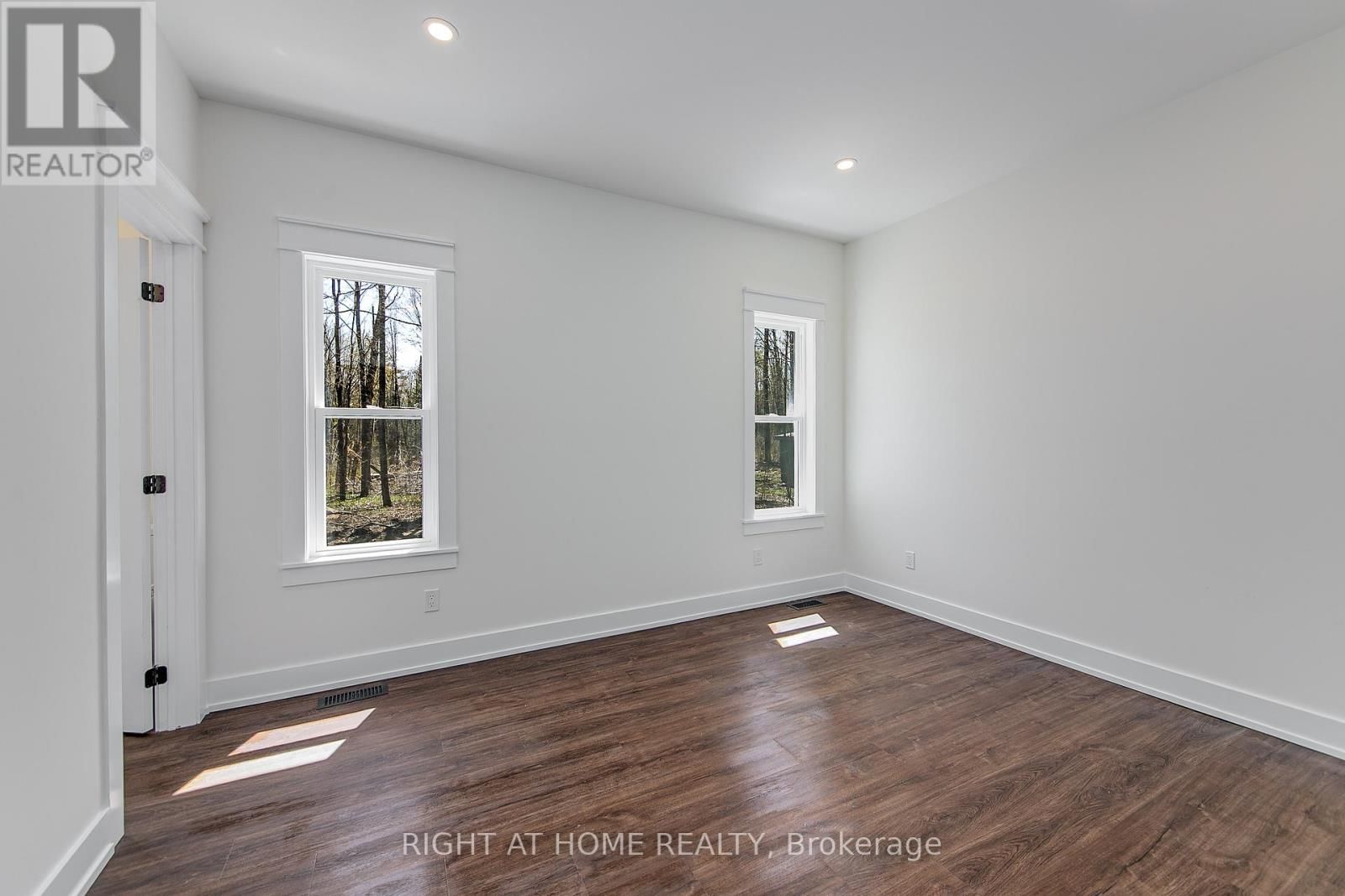 26 MCLEISH DRIVE Image 16