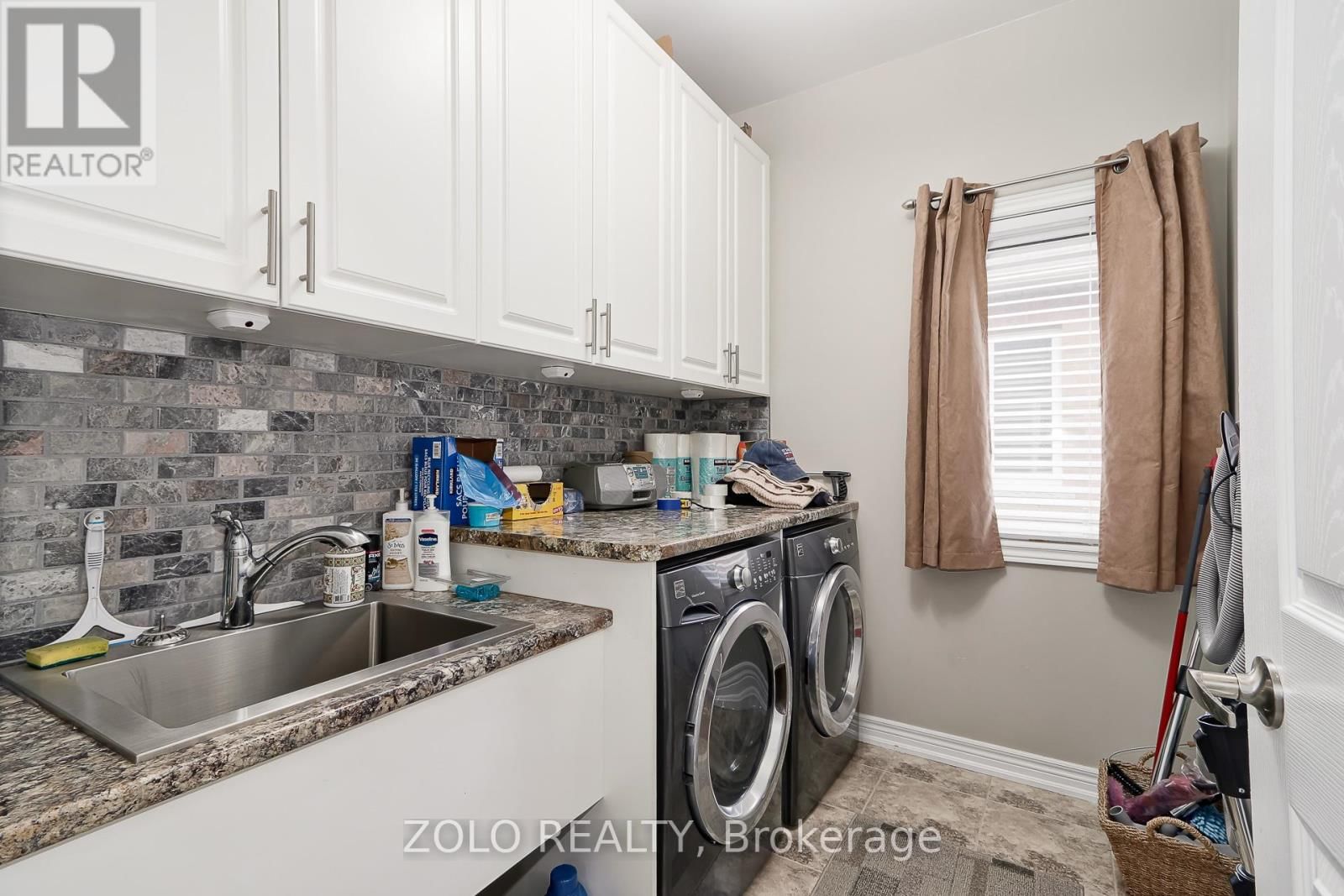 41 MIDDLETON DRIVE Image 25