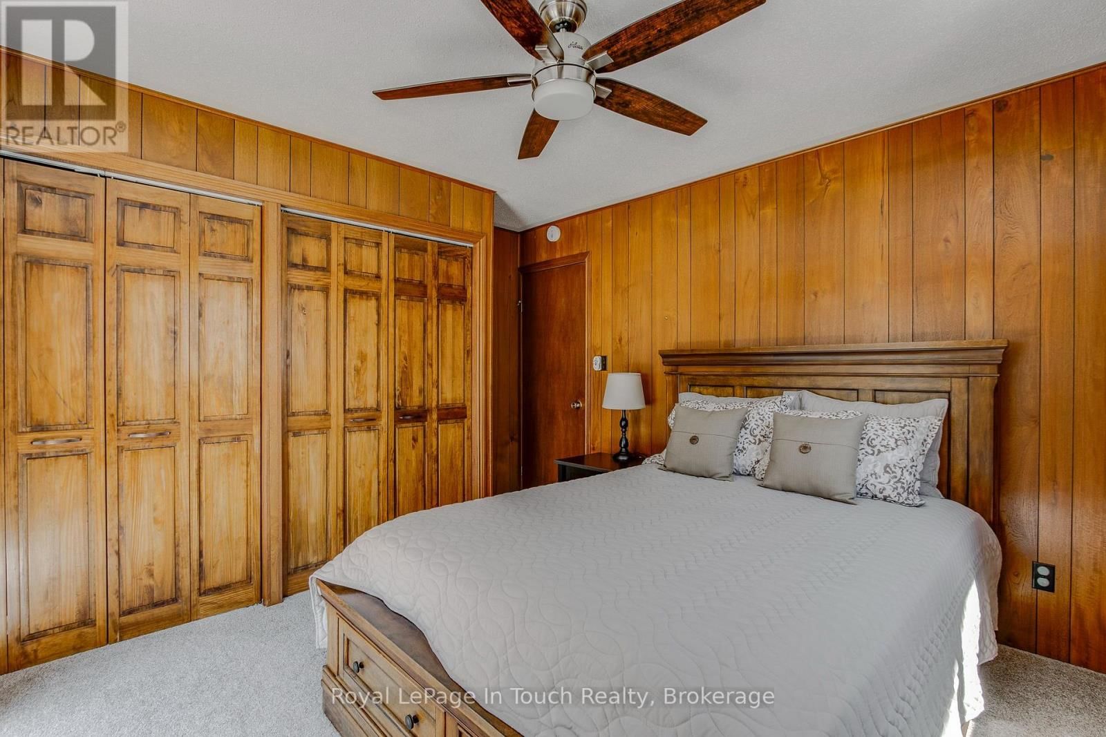 36 CARD AVENUE Image 29