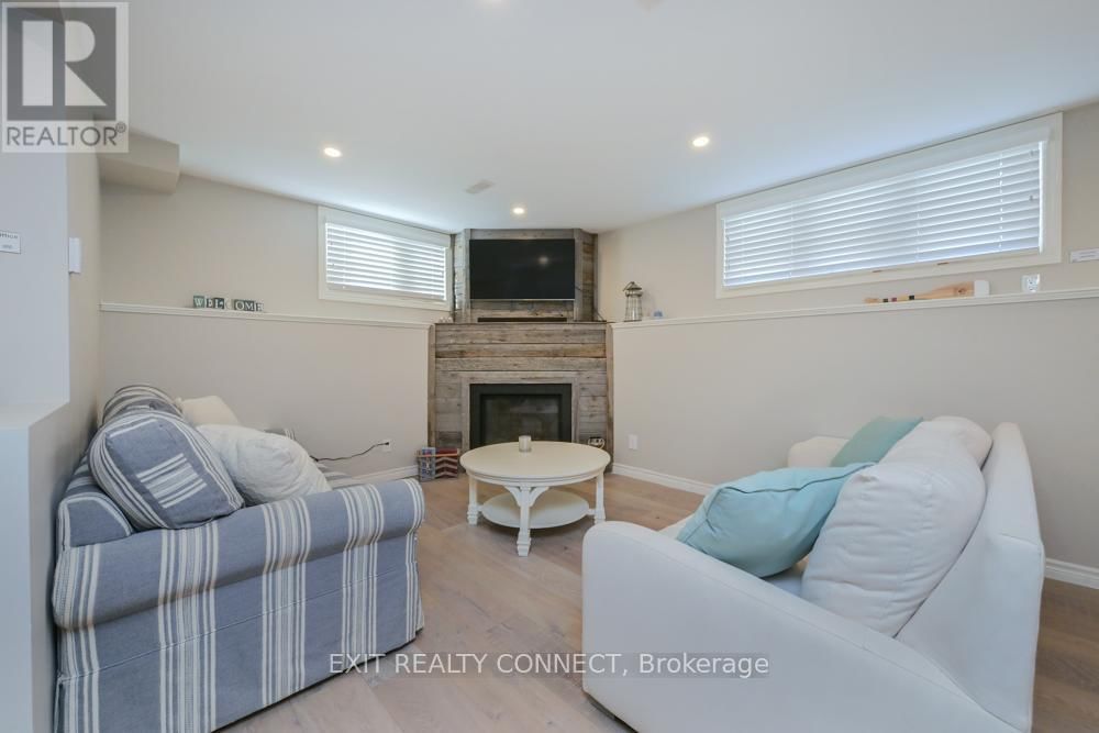 5 CANOE ROAD Image 24