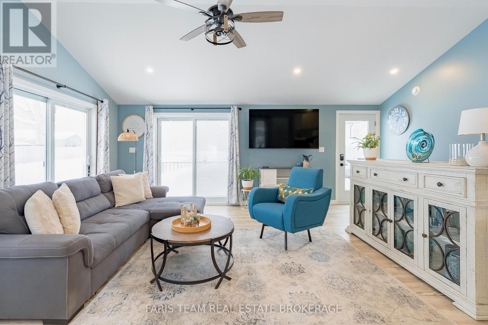 550 SECOND AVENUE Image 14