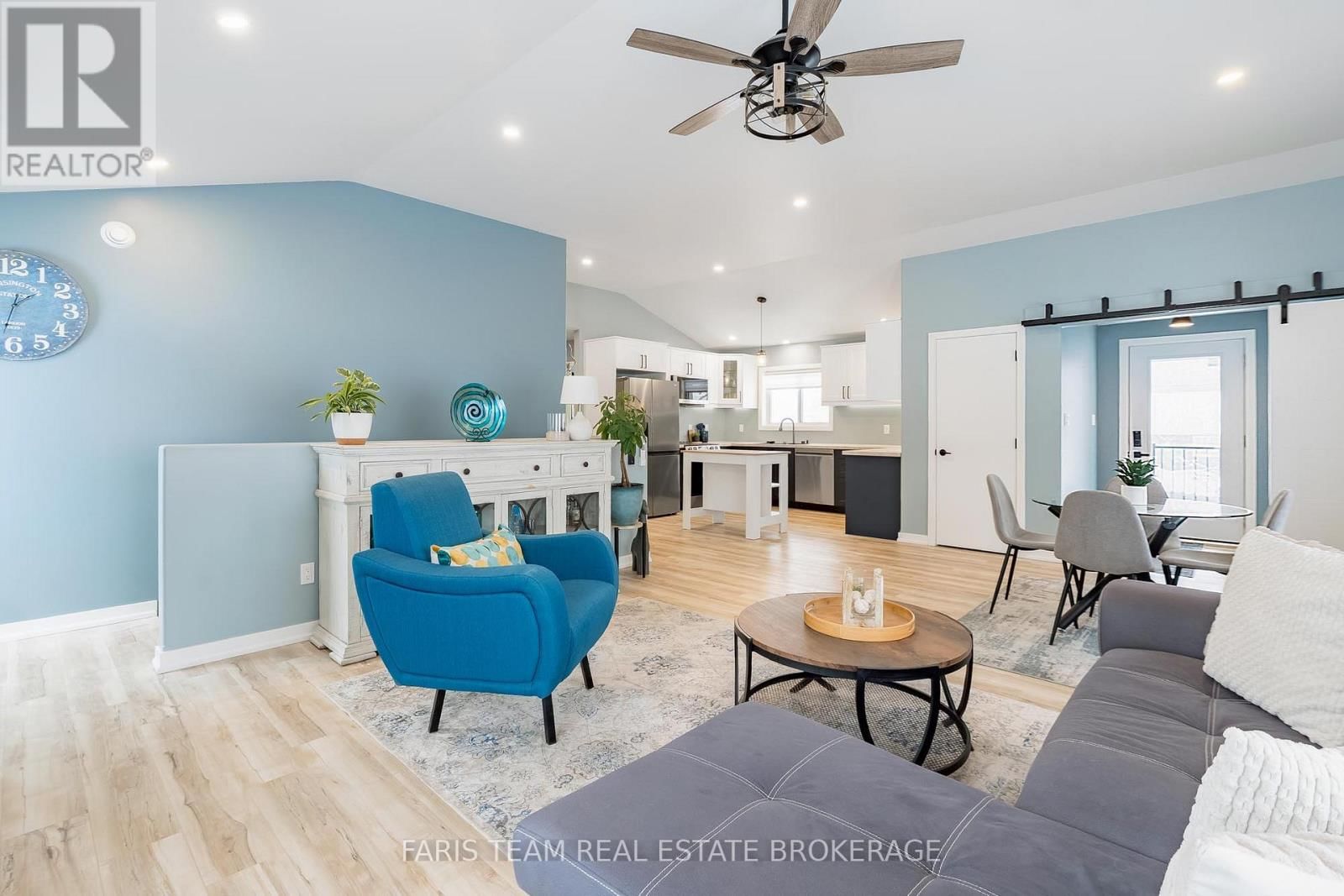 550 SECOND AVENUE Image 17