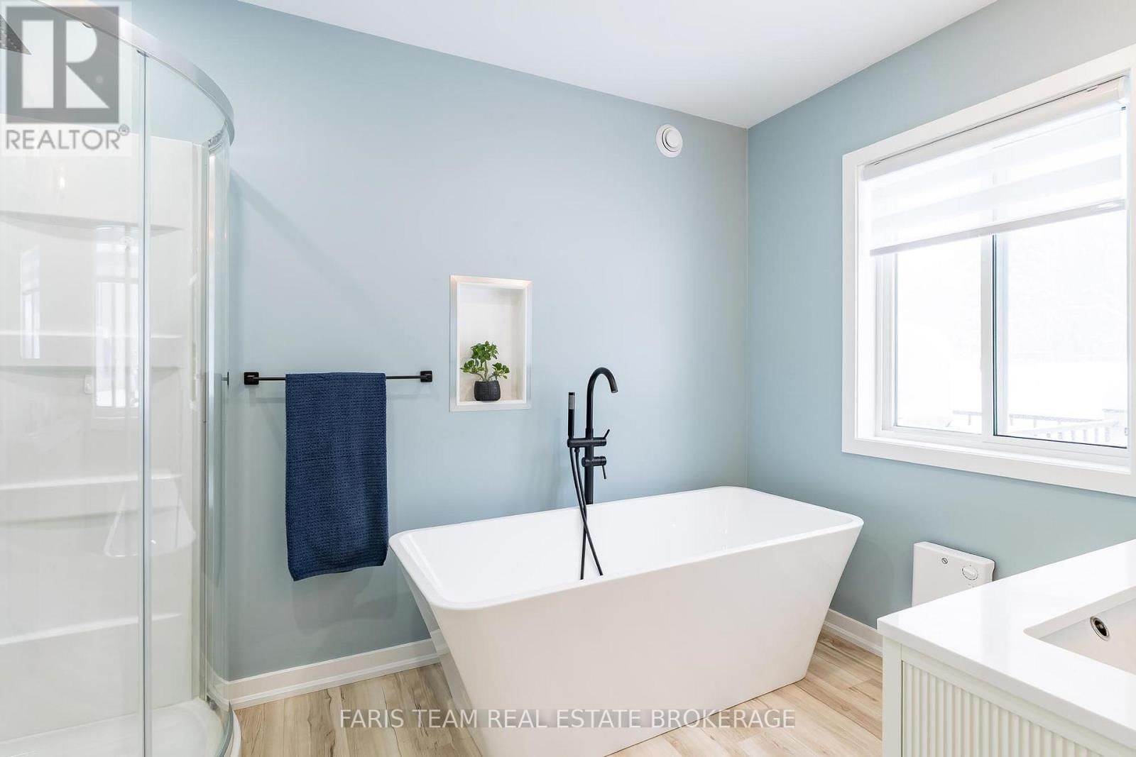 550 SECOND AVENUE Image 19