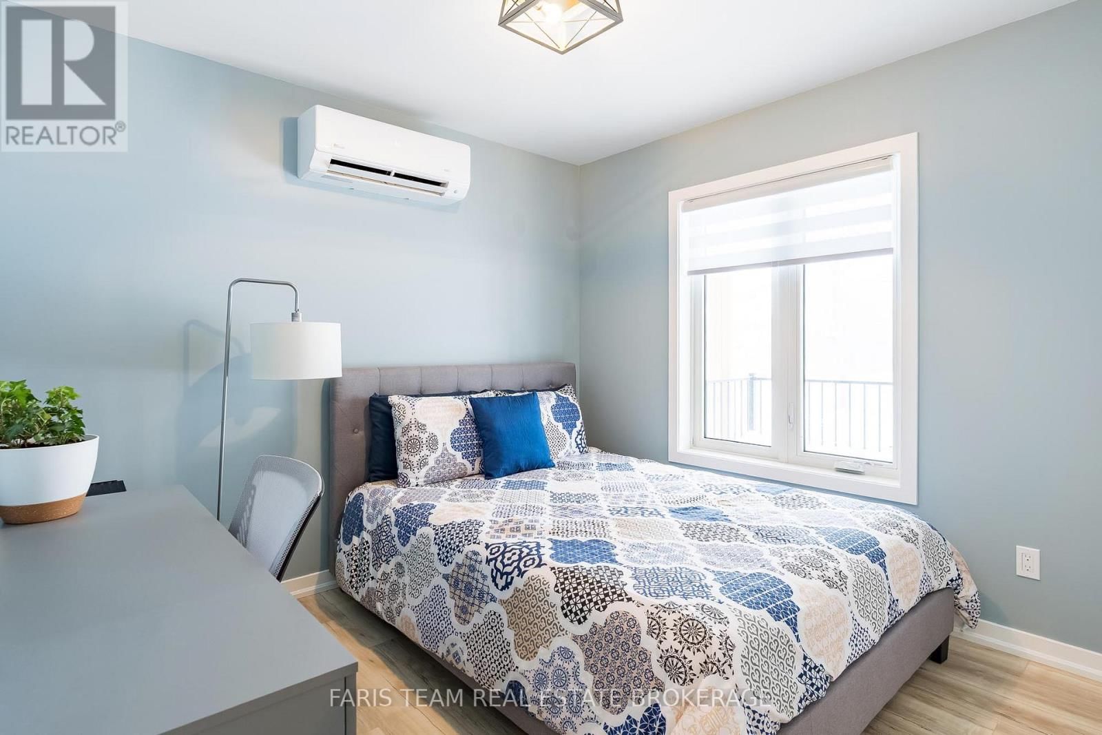 550 SECOND AVENUE Image 21