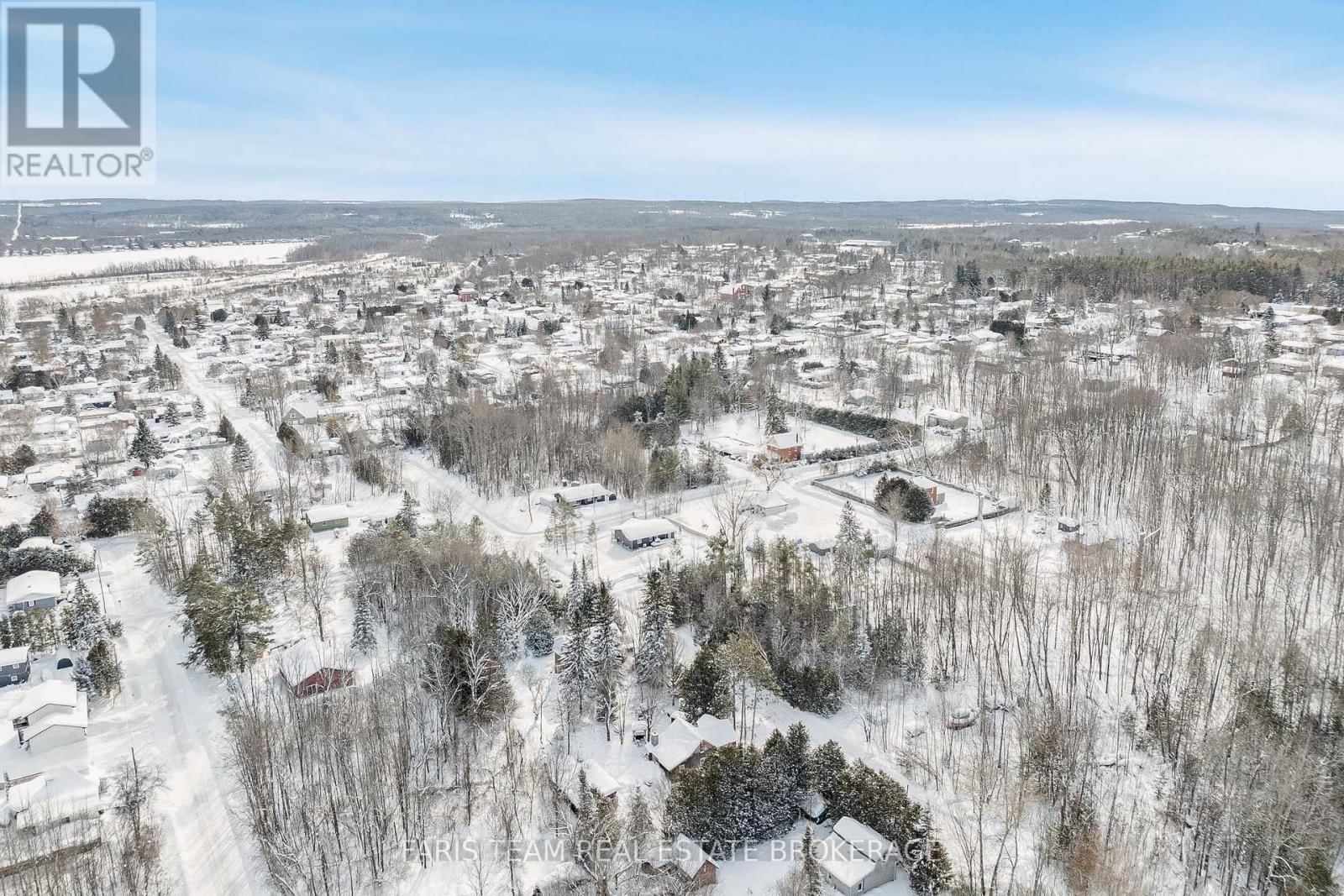 550 SECOND AVENUE Image 43