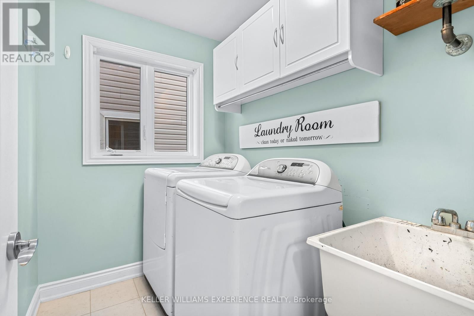 3086 EMPEROR DRIVE Image 21