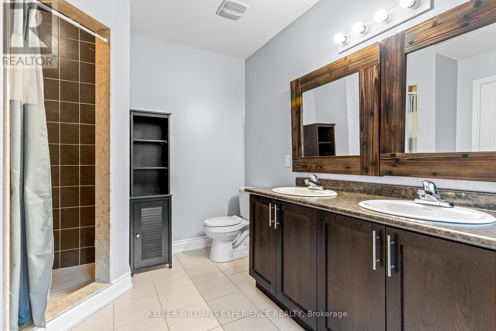 3086 EMPEROR DRIVE Image 27