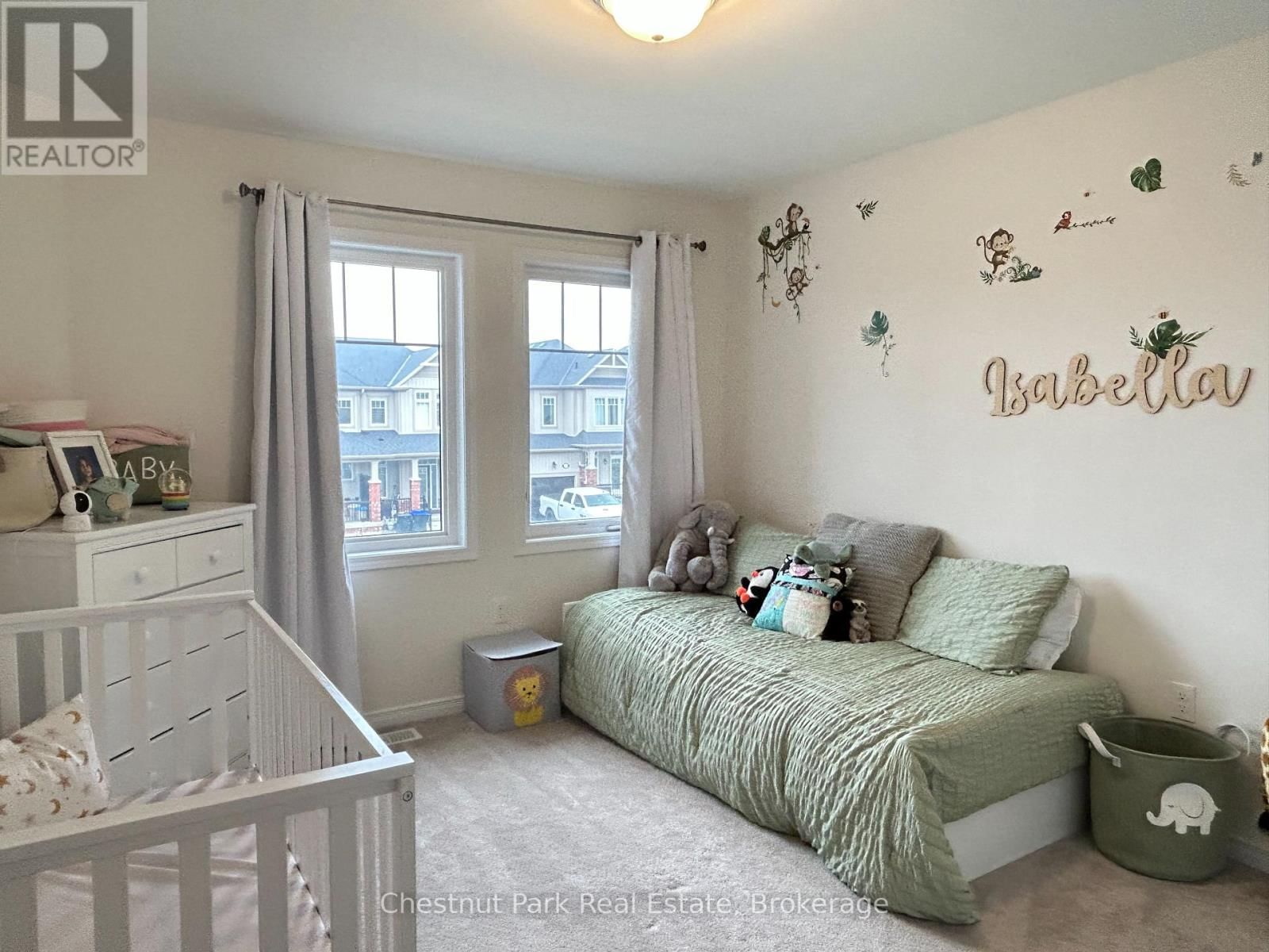 90 TRACEY LANE Image 29