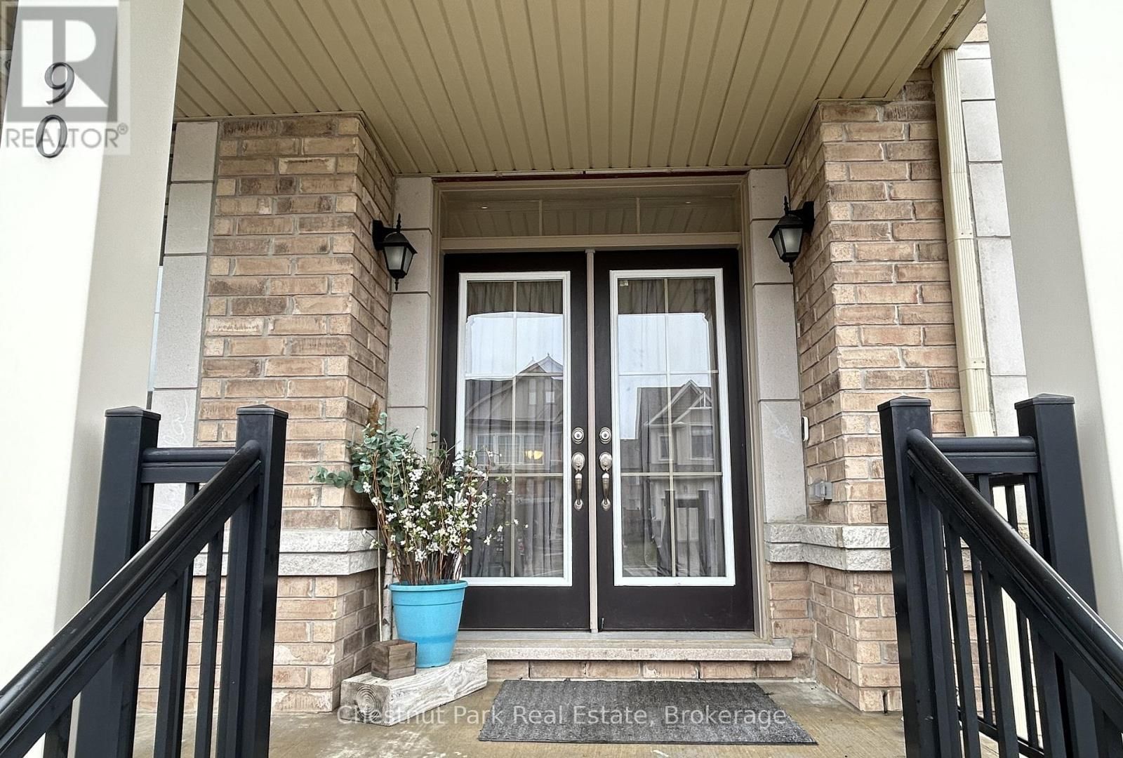 90 TRACEY LANE Image 4