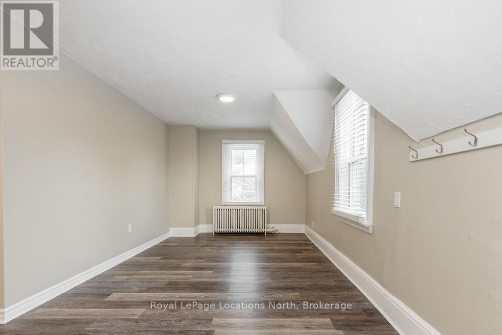 3 PEEL STREET Image 13