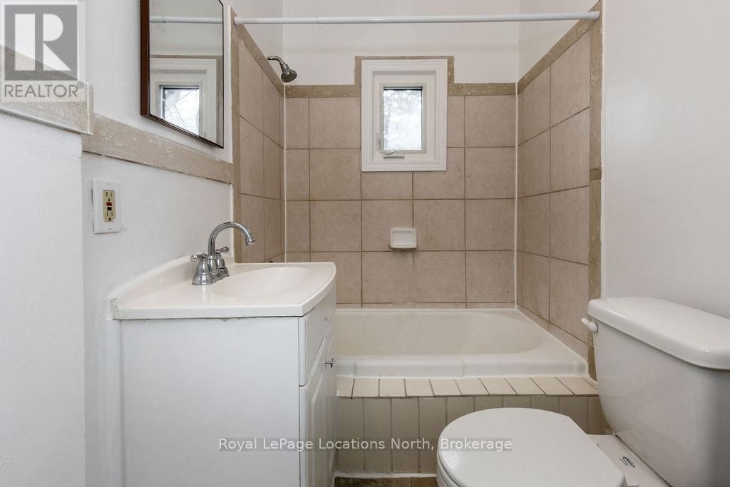 3 PEEL STREET Image 23