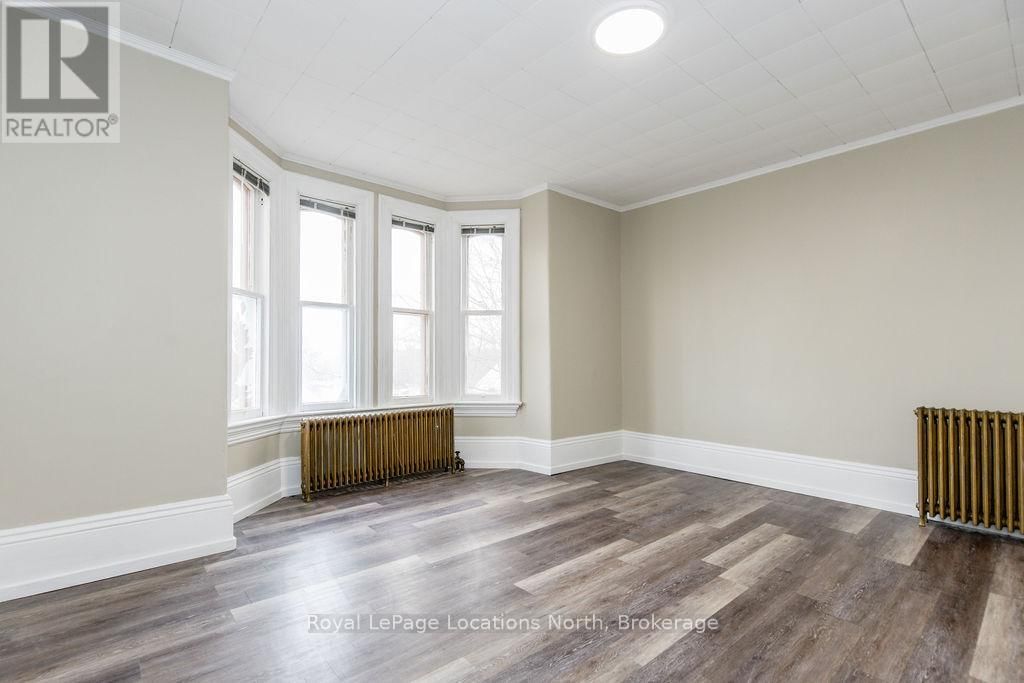 3 PEEL STREET Image 24