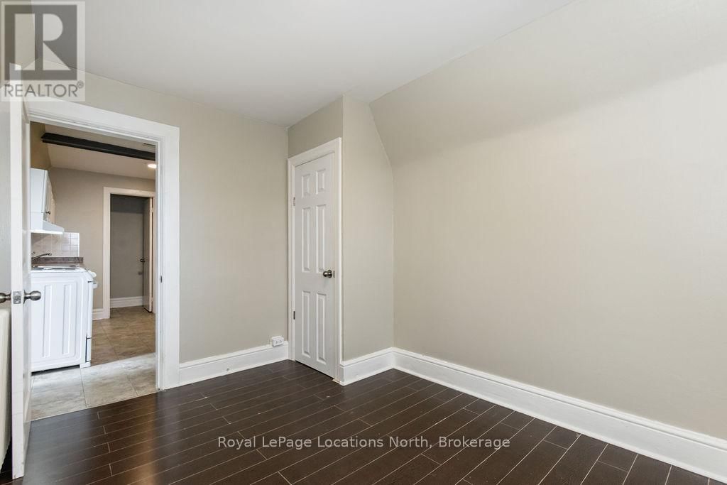 3 PEEL STREET Image 35