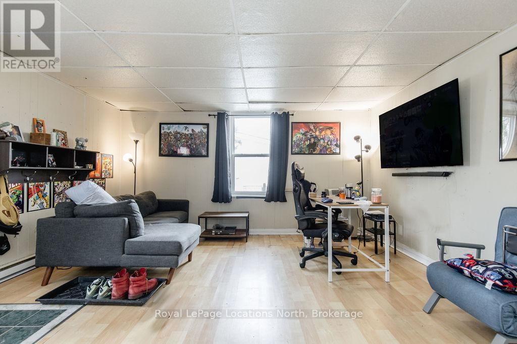 3 PEEL STREET Image 37