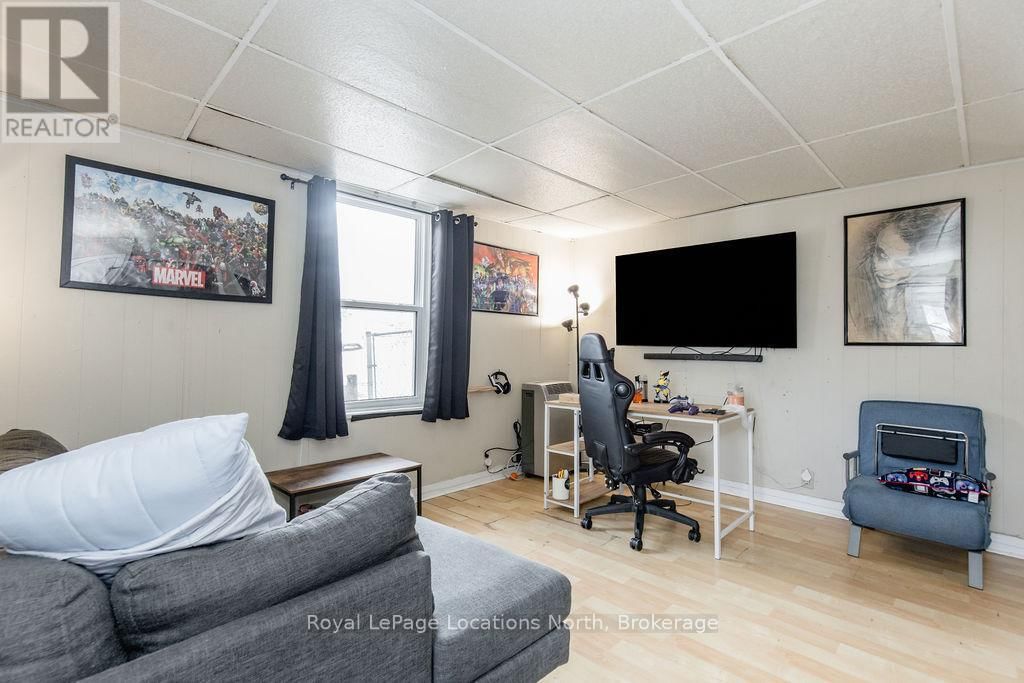 3 PEEL STREET Image 38