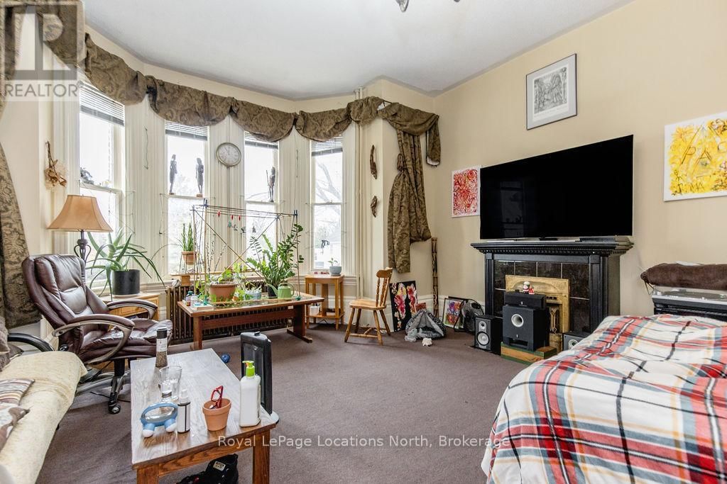 3 PEEL STREET Image 6