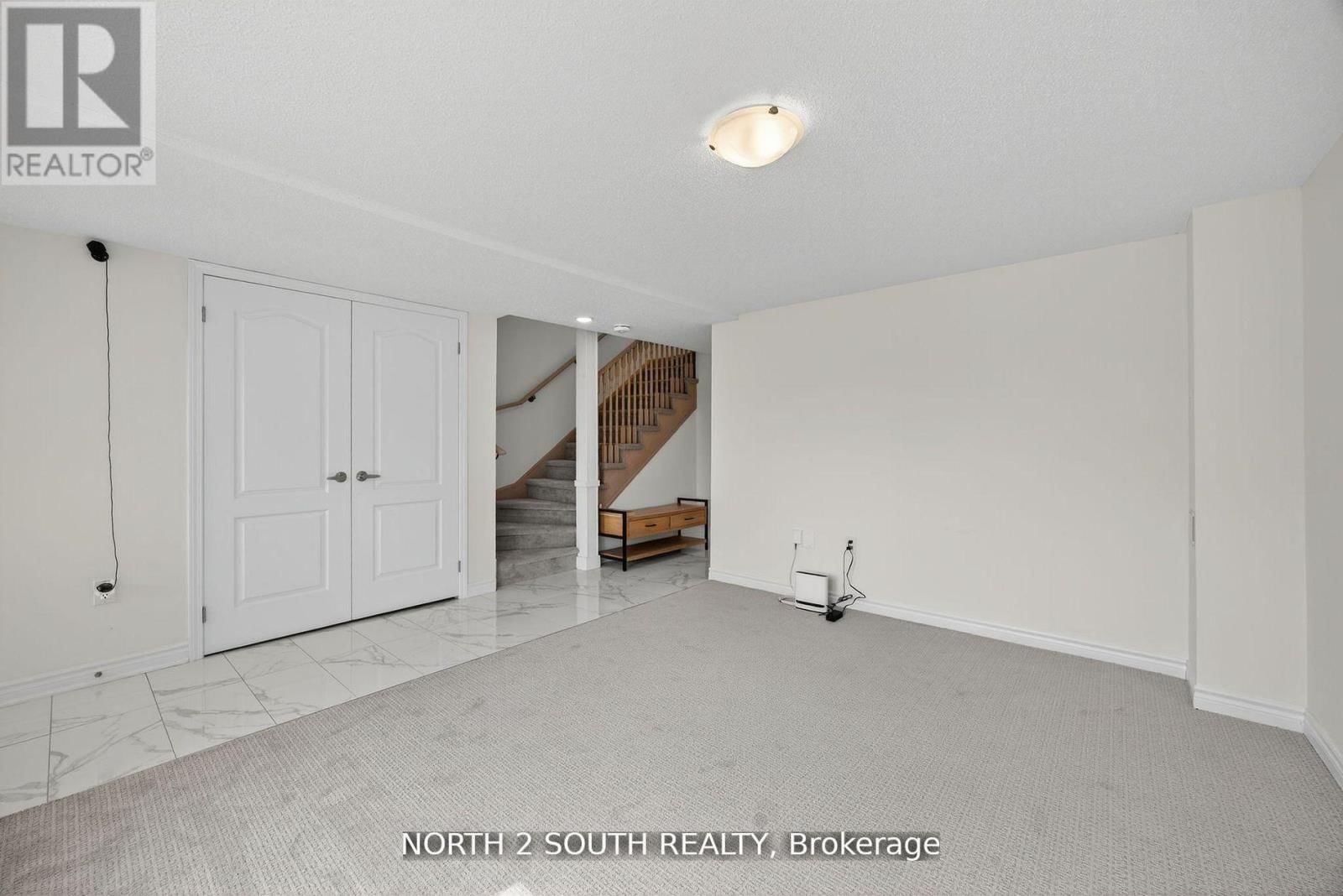 24 ABBY DRIVE Image 8