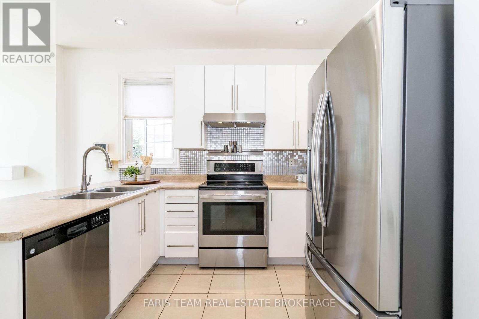 103 41ST STREET SOUTH Image 13