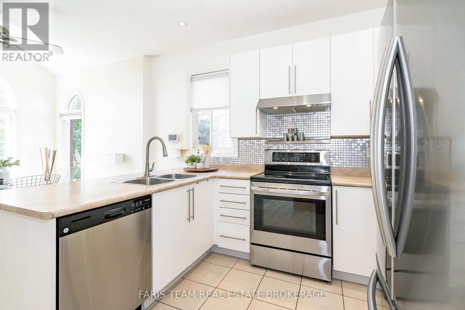 103 41ST STREET SOUTH Image 14