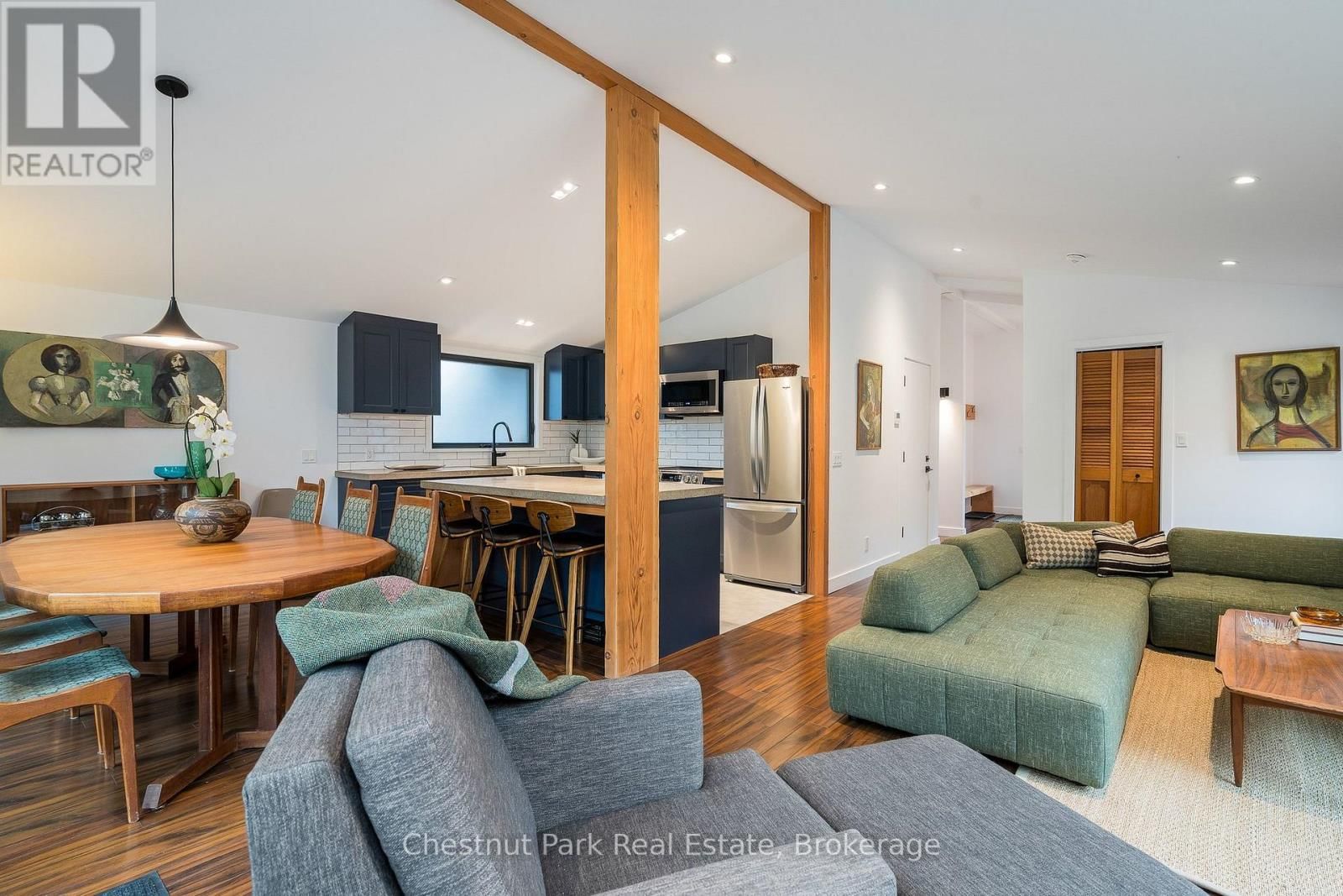 8943 COUNTY ROAD 9 Image 12