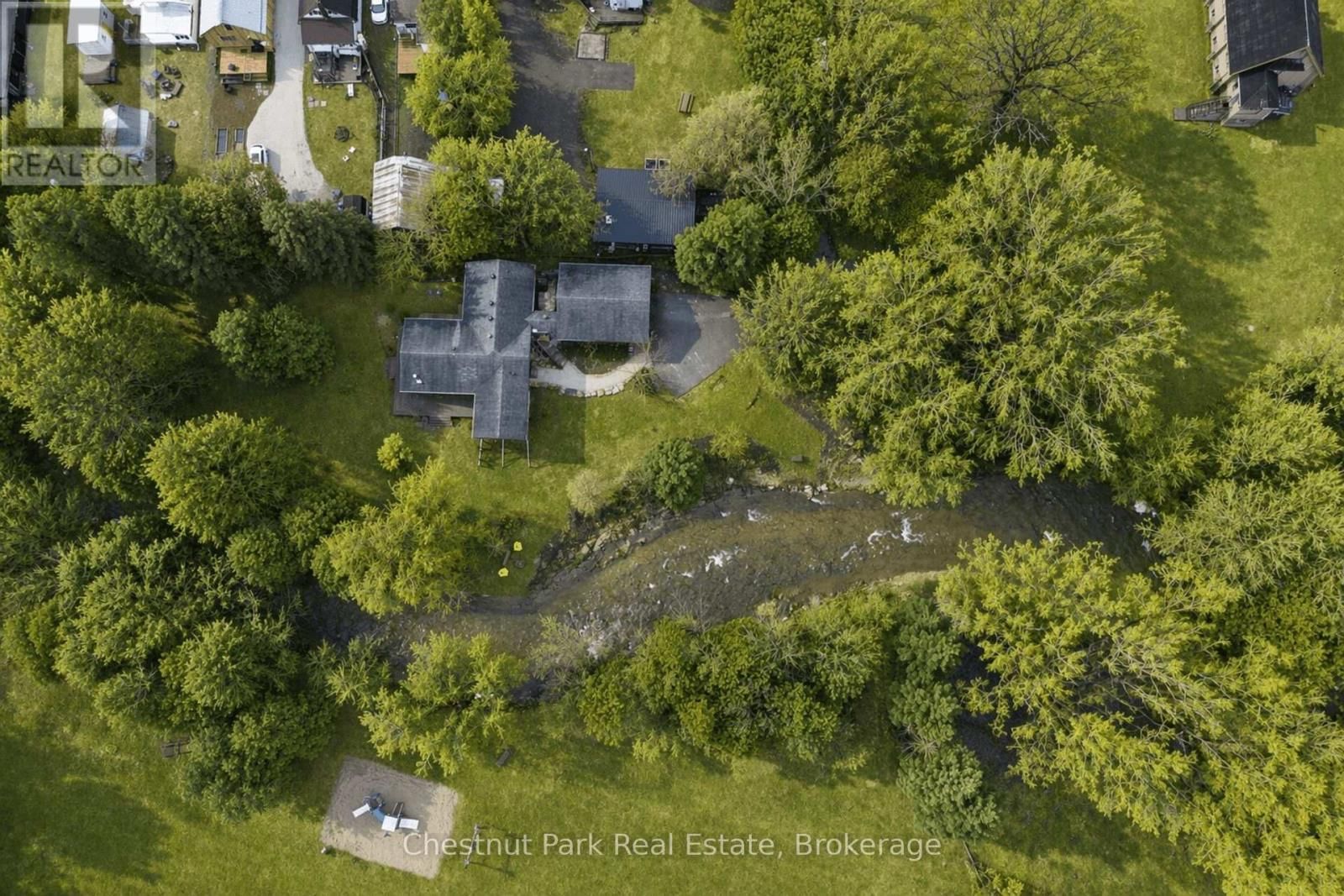 8943 COUNTY ROAD 9 Image 37