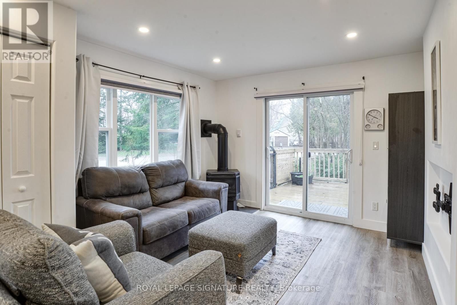 1095 SYLVAN GLEN DRIVE Image 6