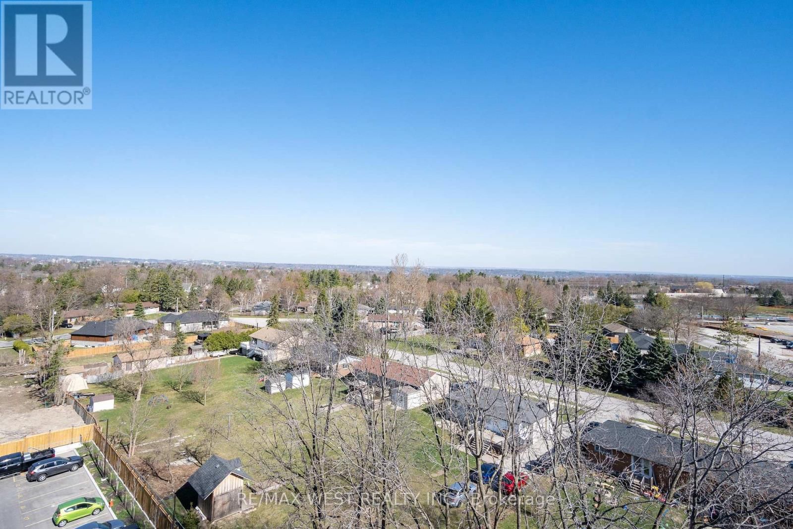 231 - 681 YONGE STREET Image 35