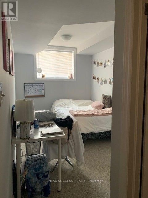 9 - 246 PENETANGUISHENE ROAD Image 8