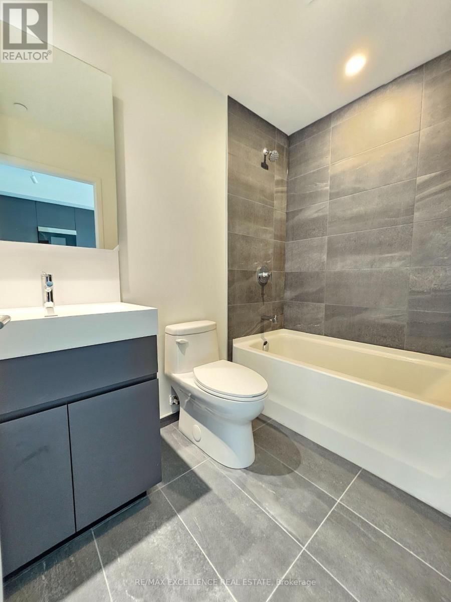 2803 - 39 MARY STREET Image 16