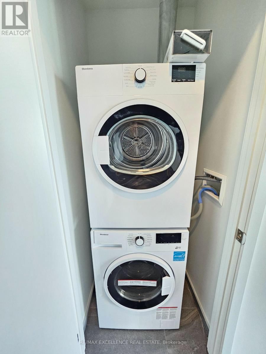 2803 - 39 MARY STREET Image 27