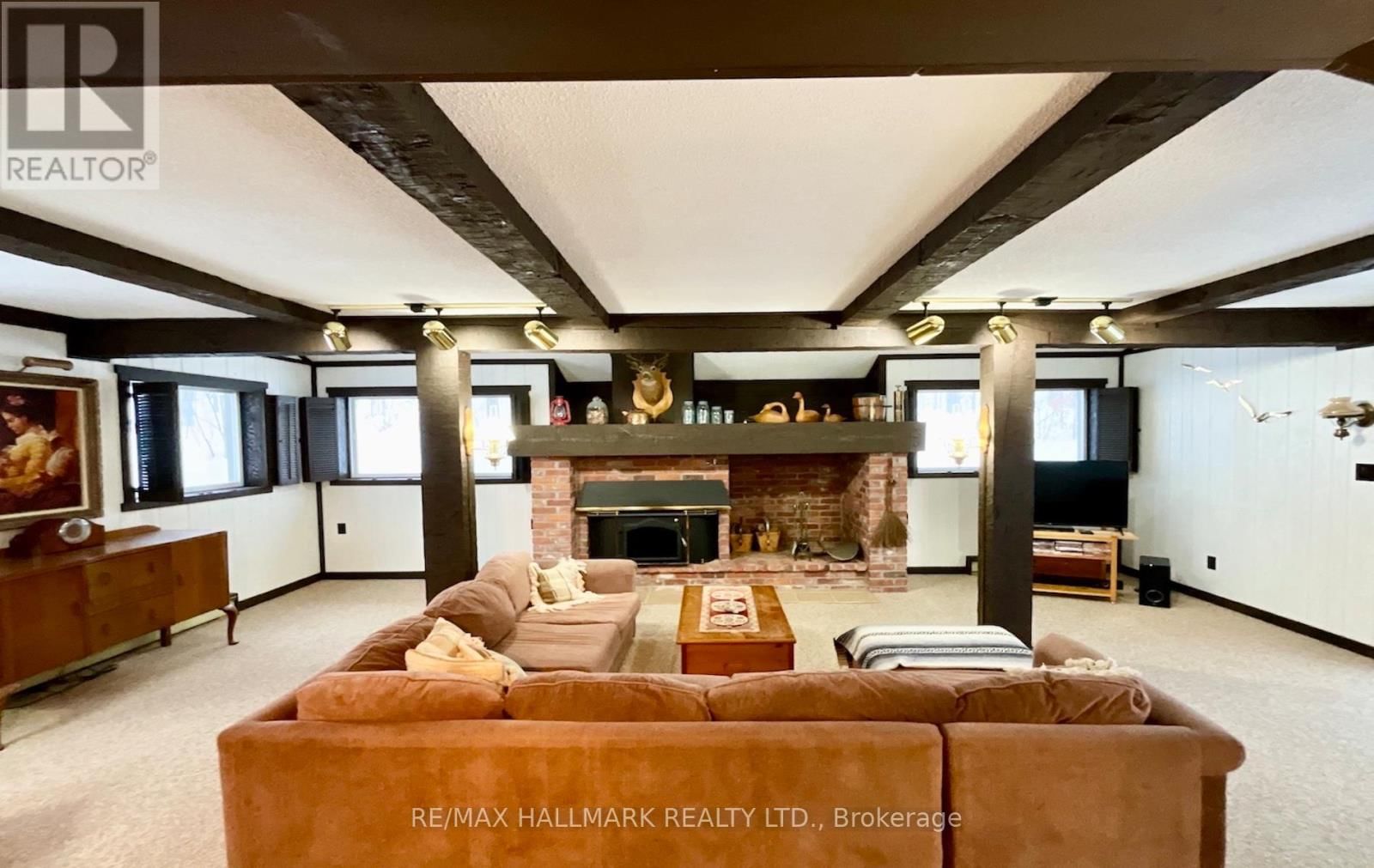 33 HURON WOODS DRIVE Image 13